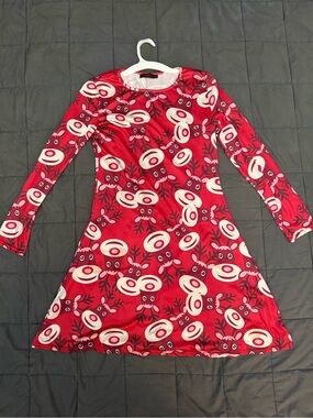 Red and white long sleeve dress with cute reindeer pattern #winter